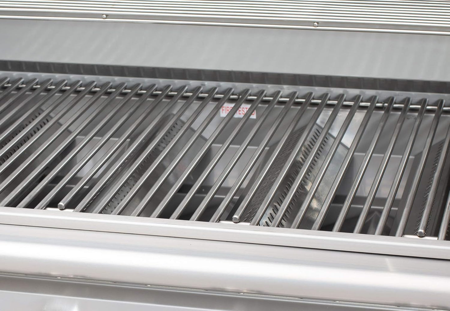 Bullet by Bull Yukon 5 Burner Outdoor Kitchen Grill, Built-In Gas Grill with 75,000 Btus of Heat, 304 Stainless Steel, Cast Iron Heat Treated Reliabull Bar Burners and Piezo Igniters